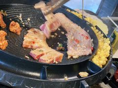 -三国惹火烤肉·中日韩烤肉集合店(百草路店)