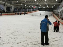 -乔波室内滑雪场