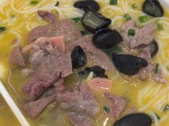 -粉小主·贵州酸汤牛肉粉(南京仙林金鹰店)