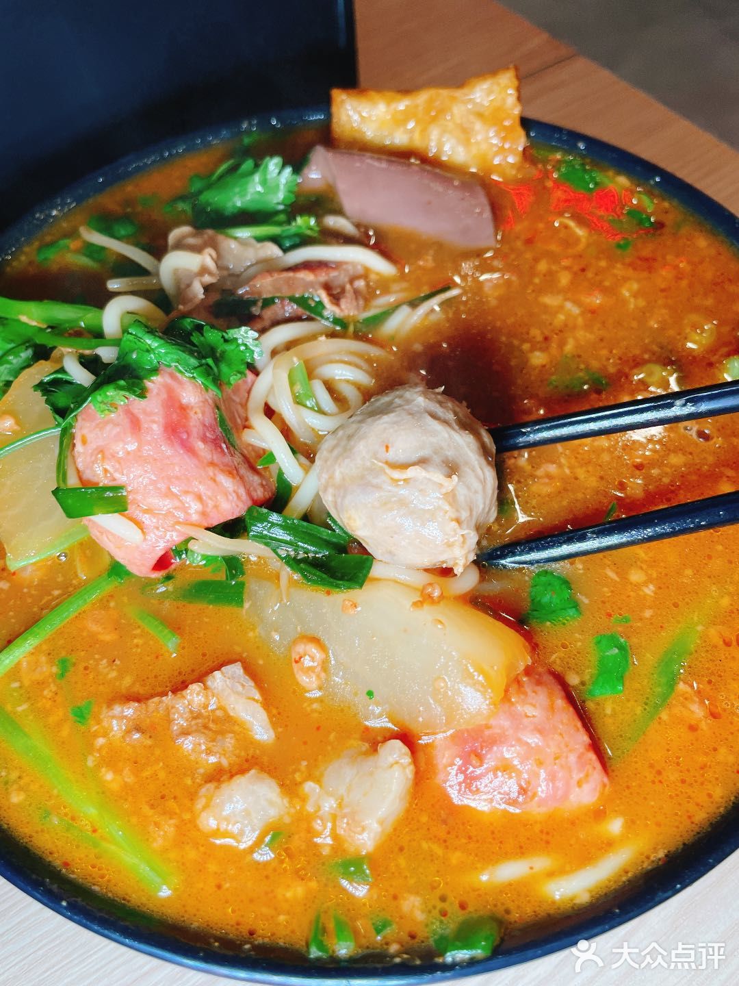 百吃不腻的米线宝藏店：肥汁米蘭香港米线