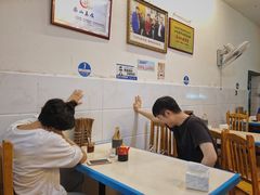 大堂-海汇源老烧麦店(东大街总店)