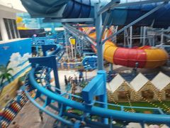 -青岛东方影都融创水世界