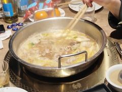 -七欣天香辣蟹火锅(上海银亿滨江店)