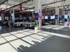 -上海冠松华奥奥迪4S店(张江店)