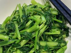 -绿草地·湘菜(酃湖师院店)