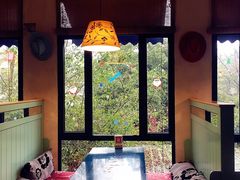 靠窗位-兰桂坊·花园餐厅(西湖店)