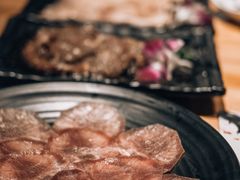 -唯成•韩国炭火烤肉 유성고기