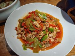 土家摆子肉-吃饭皇帝大(合生汇店)