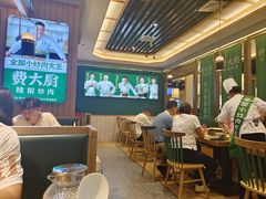 -费大厨辣椒炒肉(万家丽一店)