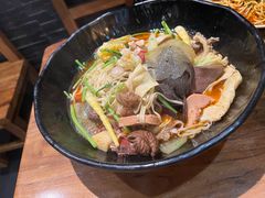 -万记麻辣烫国展总店