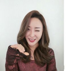 -Miracle集简美发沙龙