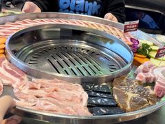 -哈哈碳都·牛肋条无限自助烤肉(台江万达店)