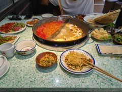 -鸿姐老火锅(疁城新天地店)
