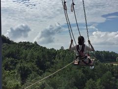 游乐设施&nbsp;悬崖秋千-窦圌山风景区