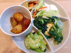 -素满香·全民食养自助(长宁龙之梦店)