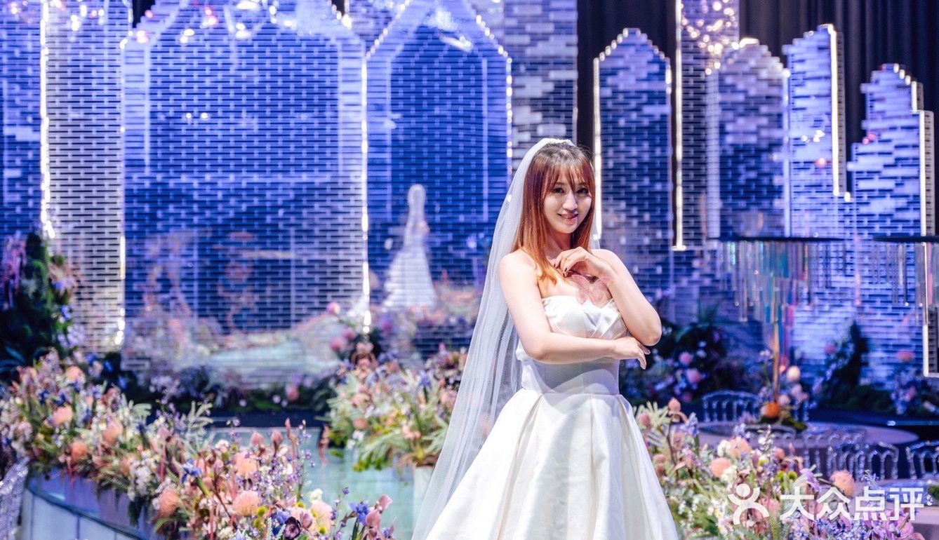 格乐利雅，给你梦幻般的婚礼