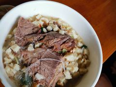牛肉泡馍-刘信牛羊肉小炒泡馍(回民街店)