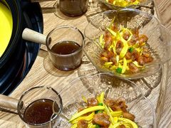 -一朵菌·野生菌探索家火锅(南亚店)