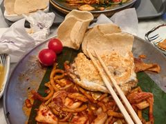 -大食代美食广场(上海中心店)