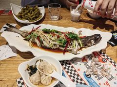 -江城老胖串店·海鲜·小龙虾(世光路店)