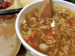 黄桂稀饭-小六汤包砂煲菜(文景路店)
