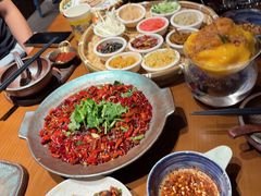 -包整·丝娃娃(一览甲秀楼风景店)