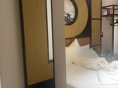 -万泊酒店(长沙五一广场国金中心店)