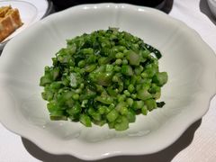 蜜豆炒豌豆尖-怡情荟•海鲜青岛菜(五四广场旗舰店)