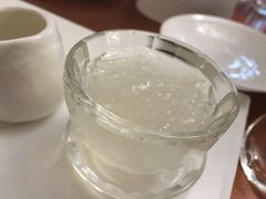 -燕庭·纯燕窝·甜品下午茶(南京西路店)