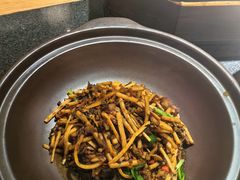 -鲁菜根·泰安菜(万达店)