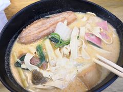 -杨光辉麻辣烫(华侨城商业中心店)