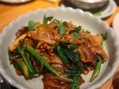 -大头虾越式风味餐厅(光明广场店)