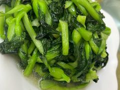 -胡子饮食店