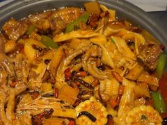 -徐记小怪兽肉蟹煲(中央大街店)