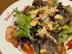 大虾坚果蔬菜沙拉配芥末油醋汁-Entrecôte 法国牛扒馆(保利·时光里店)