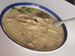 -明呈黄鱼面馆(斜土路店)