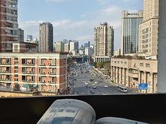 -拖板鞋咖啡旅行酒店(春熙路地铁站店)