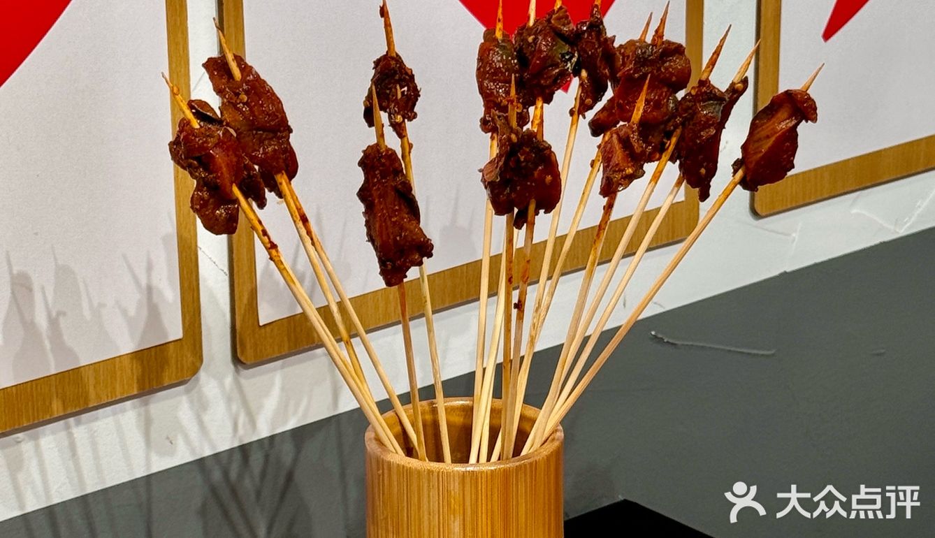 成都超火的冯校长老火锅终于来晋江啦！就在浦西万达！