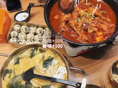 金枪鱼饭团-HOTISLAND海鸡岛·韩国料理(江南西店)