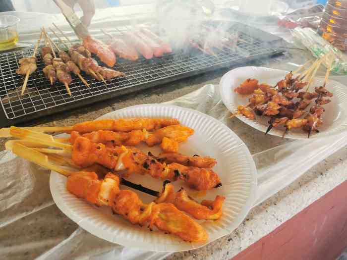 方山情人谷大型烧烤园-"很久之前和老公来过,环境比较安静优美,人.