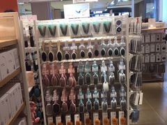 -名创优品(广东省广州琶洲保利广场店)