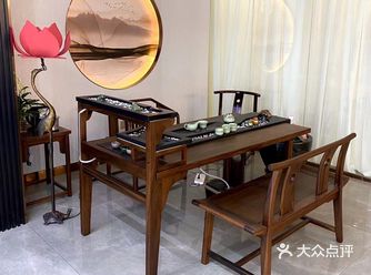 这家门店离我住的地方特别的近所以中午空闲的时间就过来