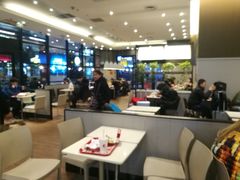 大堂-肯德基(北京南站店)