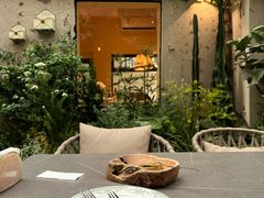 -Osteria Garden 生蚝花园餐厅(原进贤路店)