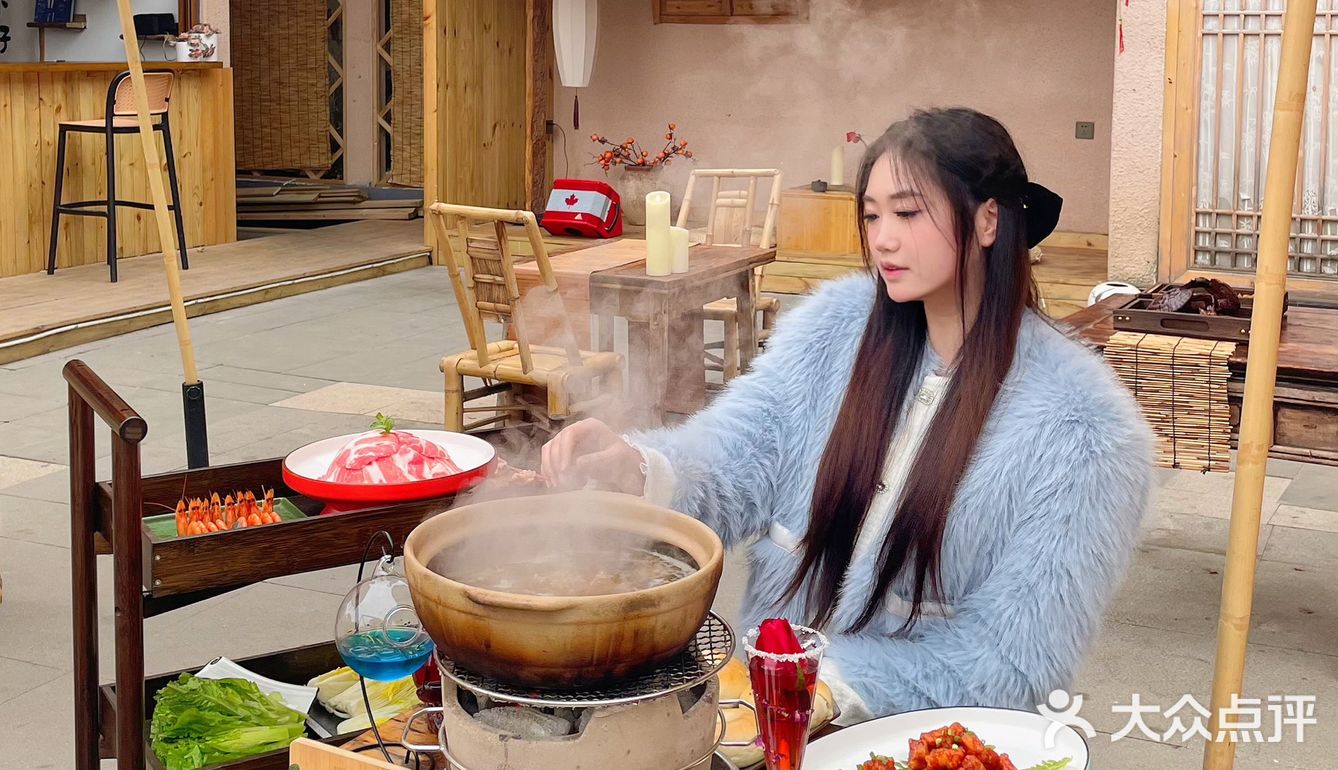还是成都人会养生|来三圣乡喝鸡汤啦♨