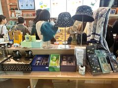 -抱抱地球咖啡馆(国家海洋博物馆店)