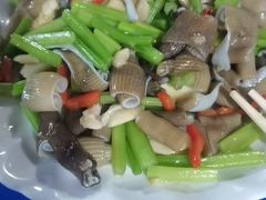 -超越海鲜屋(飞龙物业店)