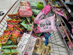 -家乐福(四元桥购物中心店)