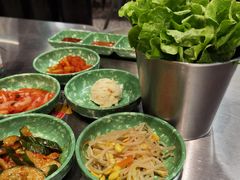 -欧巴炭烤肉오빠숯불구이(南京东路店)
