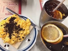 黑松露炒蛋多士-華人 華星冰室(氹仔 店)